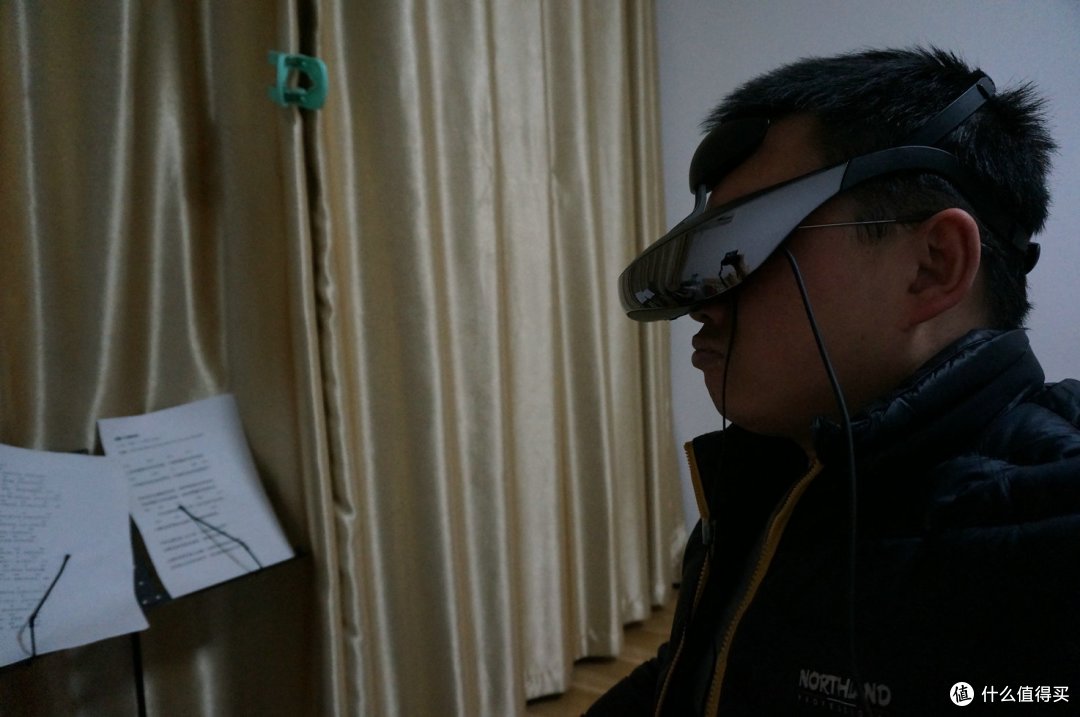 随身iMAX——SONY 索尼 HMZ-T3W 头戴式3D显示器