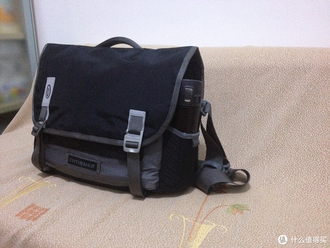 Timbuk2 天霸 Command Laptop TSA 电脑邮差包，附带魔都农村大叔翻包