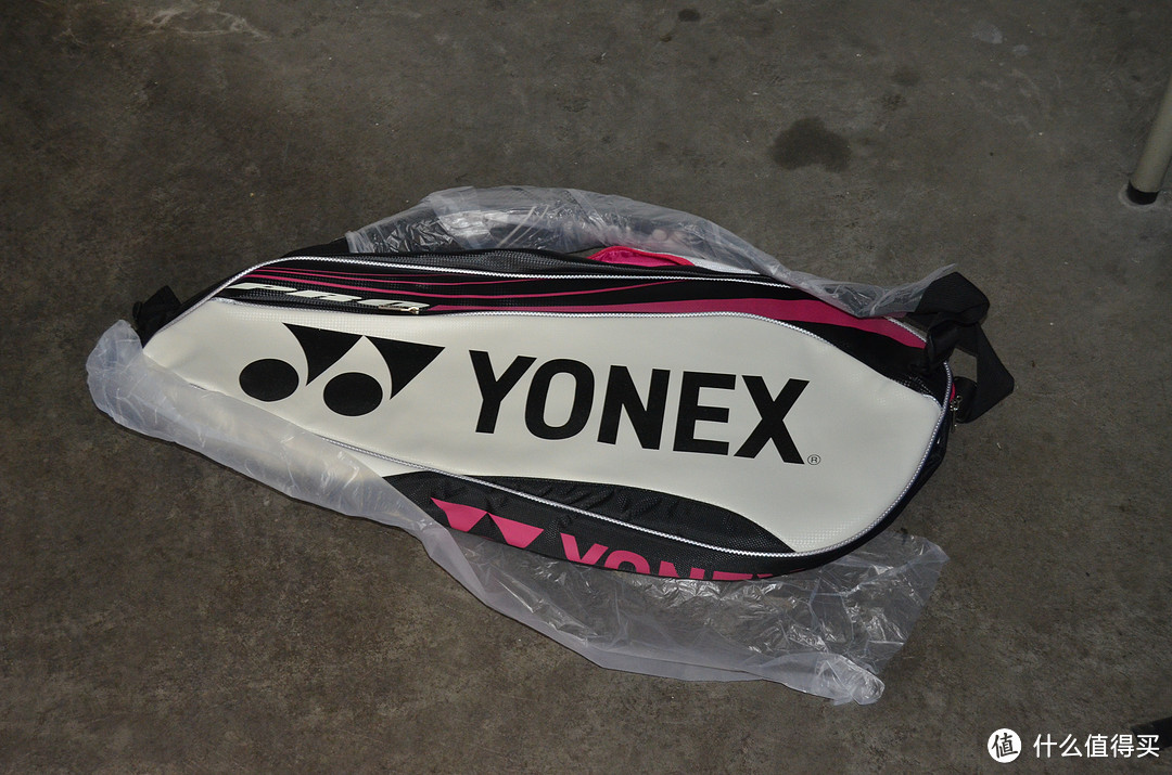 送给自己的18岁生日礼物——YONEX 尤尼克斯 BAG 1202JP版 6支装羽毛球包
