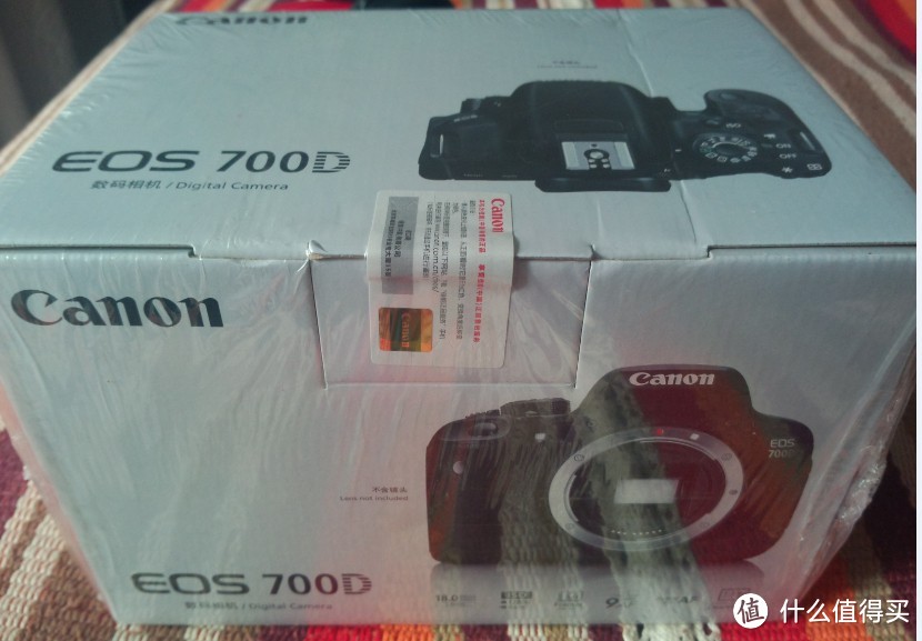 我的摄影装备：Canon 佳能 700D 机身 + 饼干头 + 肯高 UV滤镜 +创见32G SDHC存储卡 + 马盖先MaxGear战地摄影单反相机包