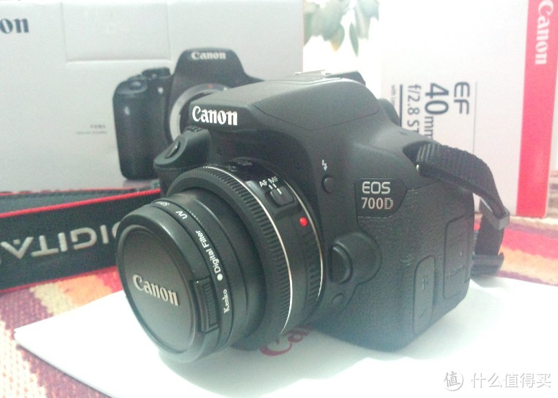 我的摄影装备：Canon 佳能 700D 机身 + 饼干头 + 肯高 UV滤镜 +创见32G SDHC存储卡 + 马盖先MaxGear战地摄影单反相机包