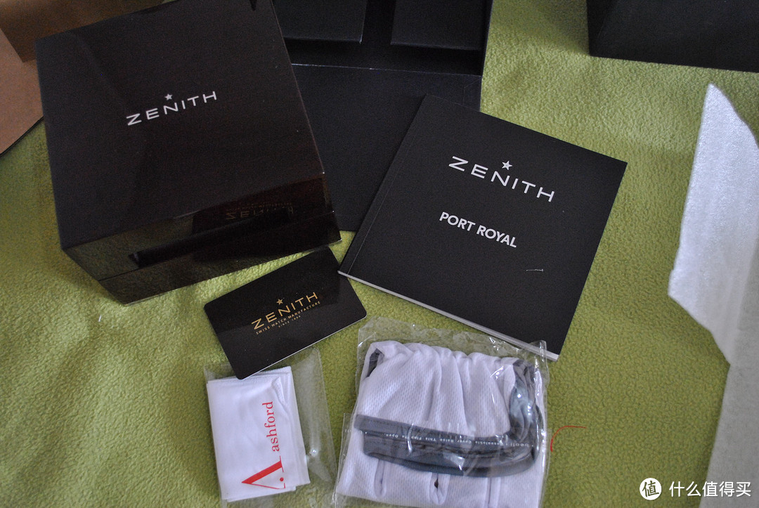 ZENITH 真力时 Heritage系列 Port Royal 男士自动腕表