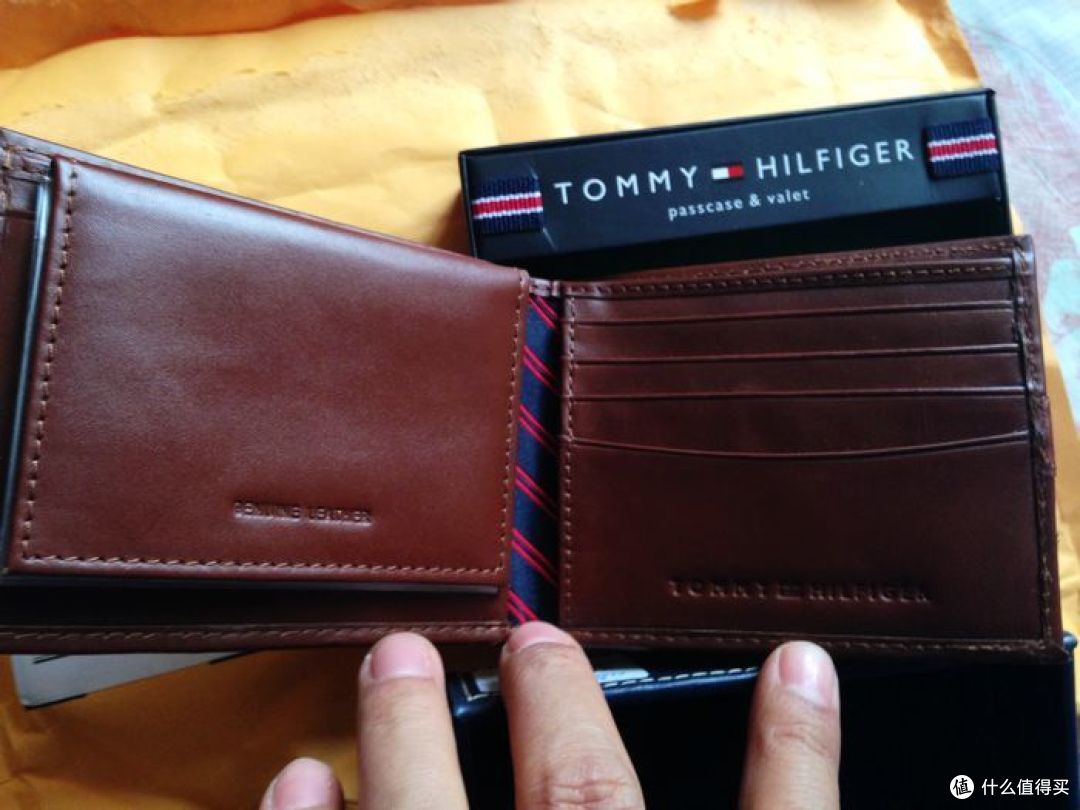 Levi's 李维斯 男款 仿羊皮飞行员夹克 + Levi's 李维斯Men's Bret 钱包 + Tommy Hilfiger Ranger Passcase 男款两折钱包
