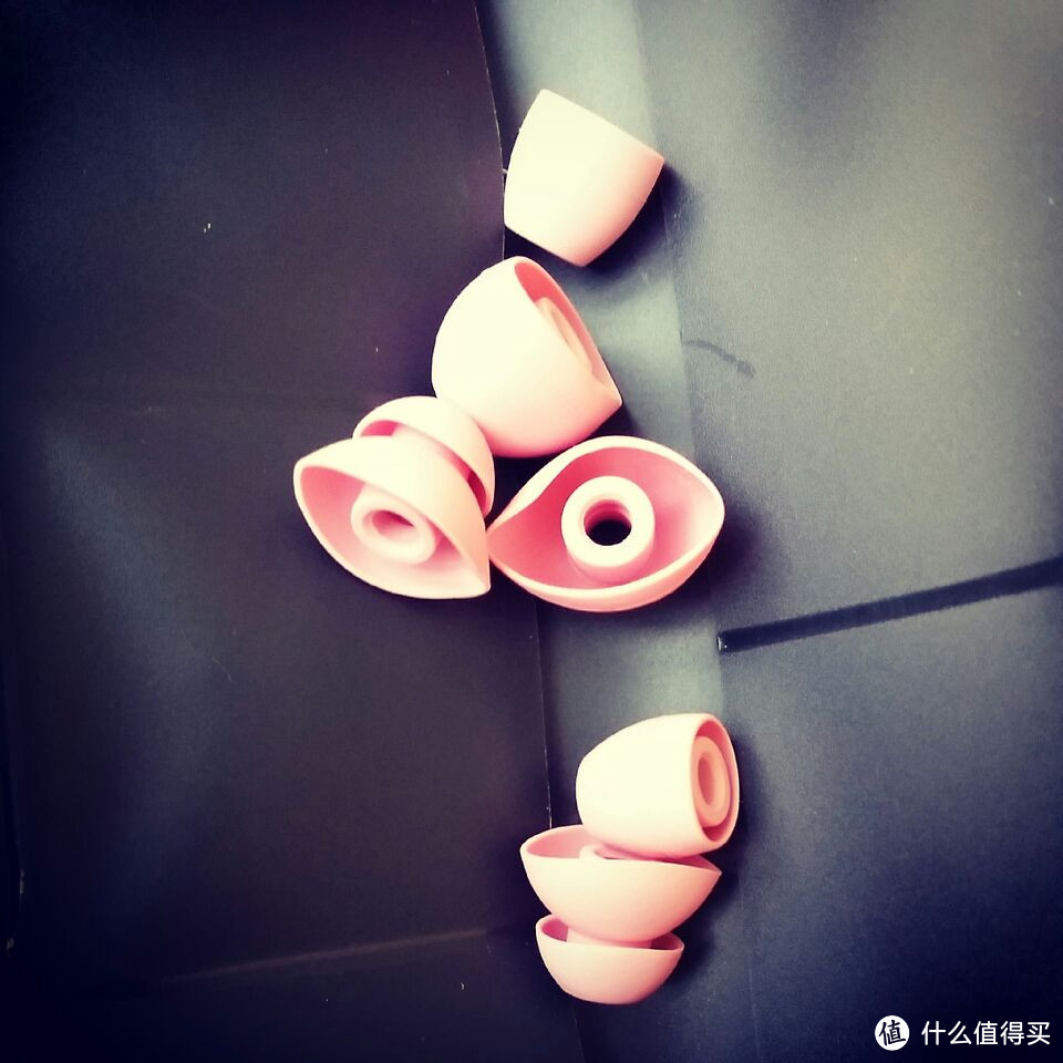 萌粉麻辣鸡：Beats urBeats Nicki Minaj版 粉色 入耳式耳机