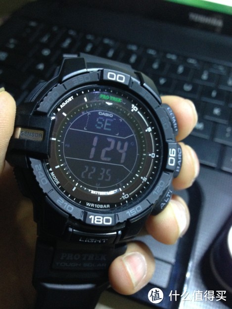 Casio 卡西欧 Protrek PRG-270-1 男款登山表，反显超酷