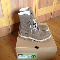 低调的颜色：Timberland 天木兰 Authentics Fleece 女靴