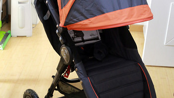 婴儿手推车中的法拉利：Baby Jogger City Mini 单人 GT（高性能）版 婴儿手推车