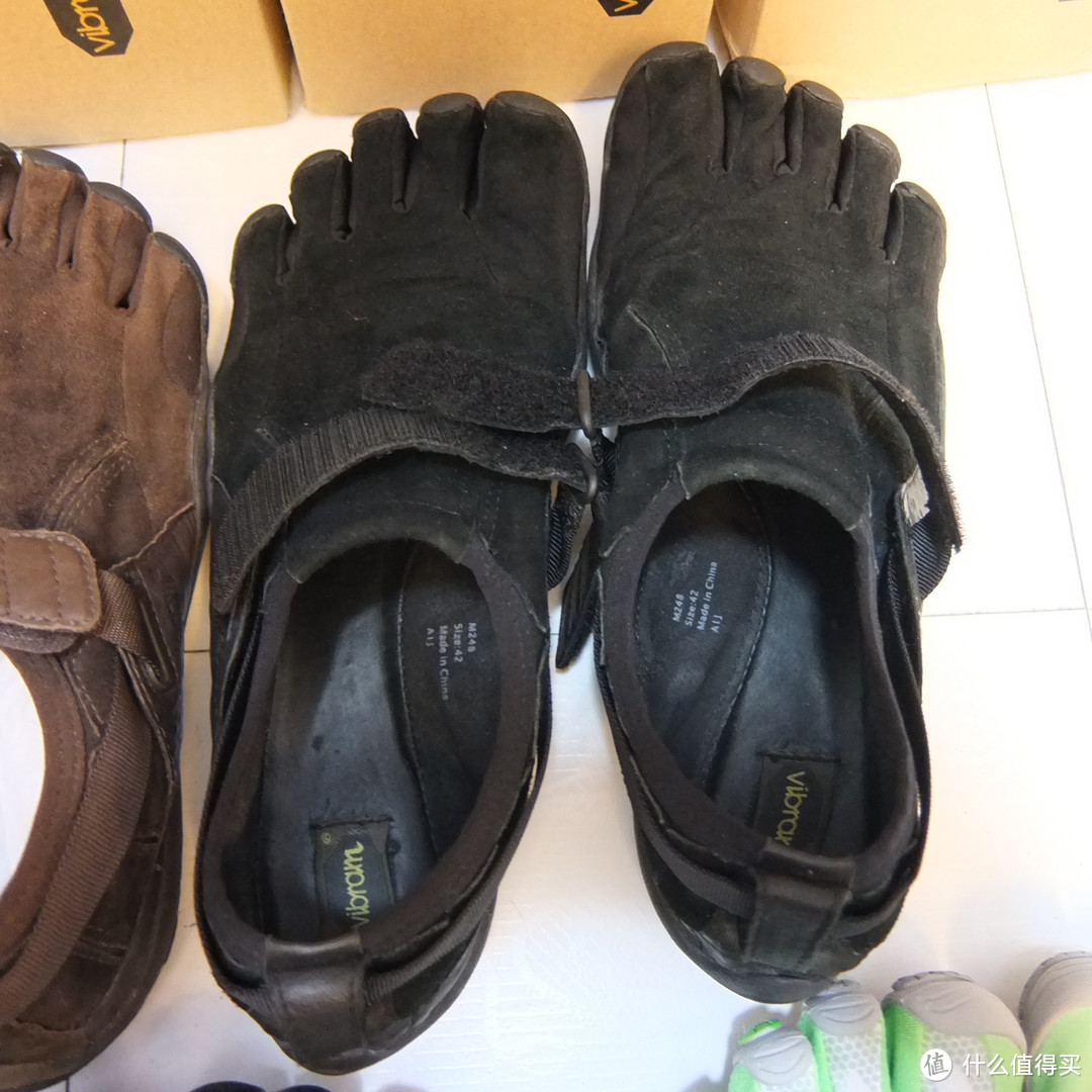 晒几双 Vibram Fivefingers 五趾鞋：Bikila LS、KSO Trek、Classic