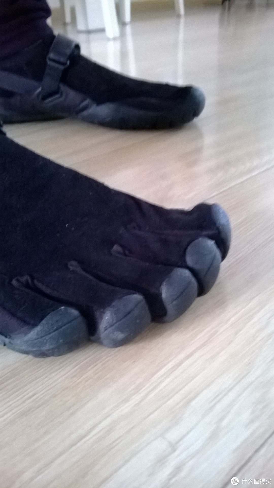 晒几双 Vibram Fivefingers 五趾鞋：Bikila LS、KSO Trek、Classic