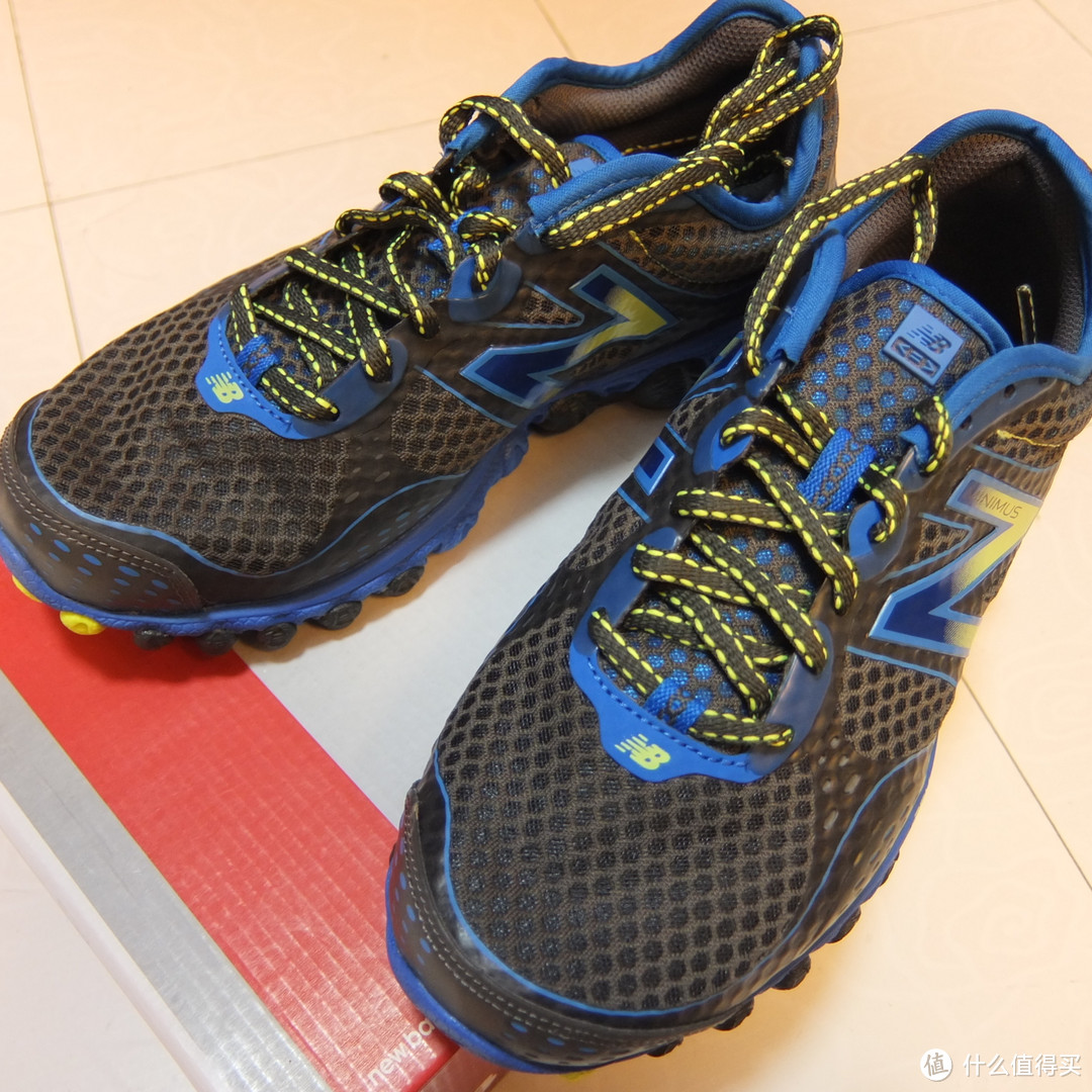 两双New Balance 新百伦 赤足跑鞋：MR20v1 和 Minimus M3090