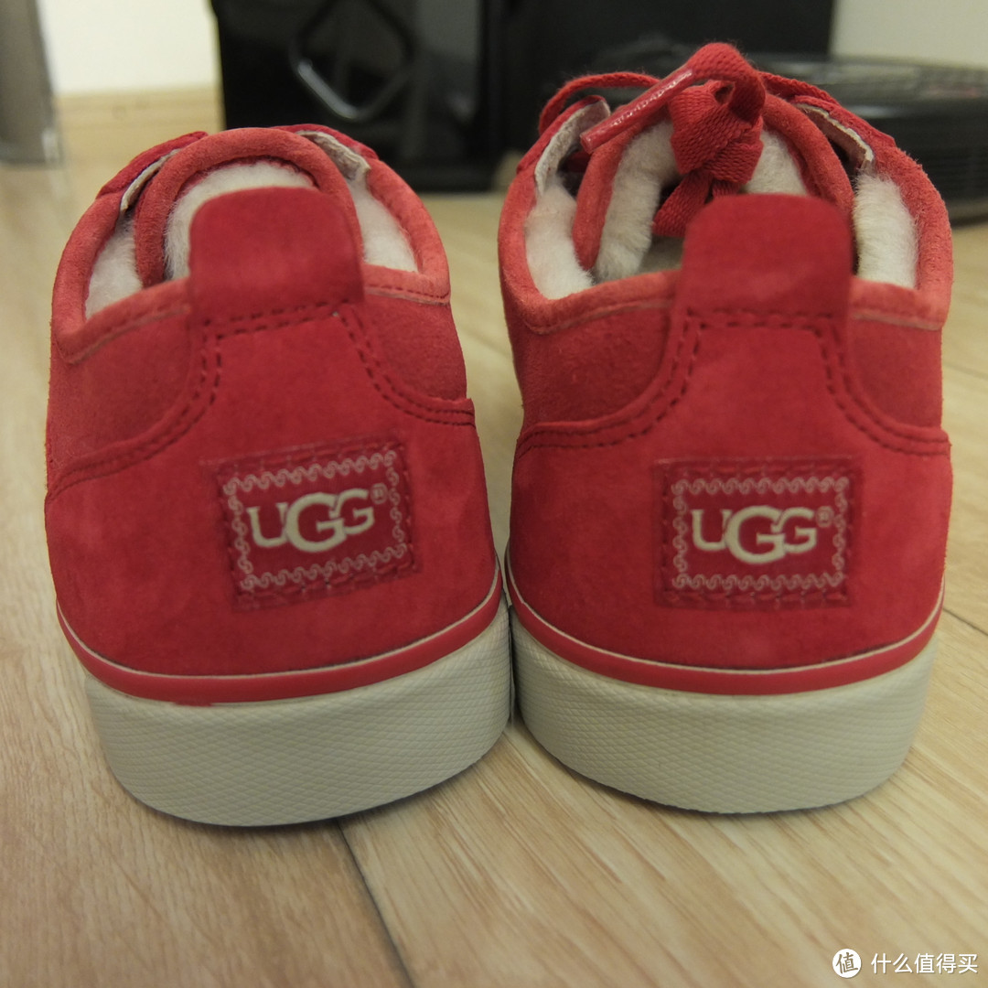 给真女王大人的 UGG Evera Canvas 羊毛内里帆布鞋