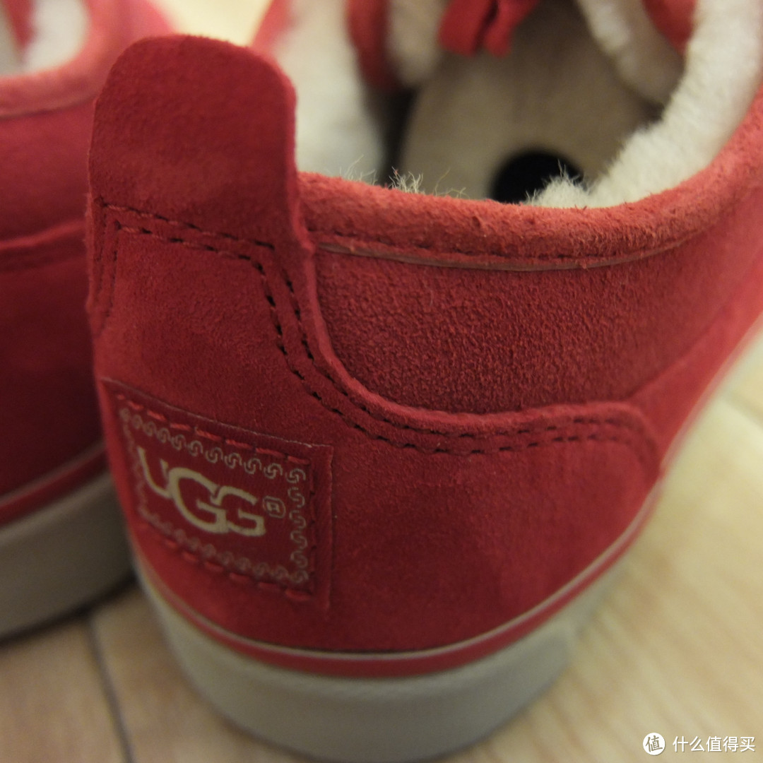 给真女王大人的 UGG Evera Canvas 羊毛内里帆布鞋