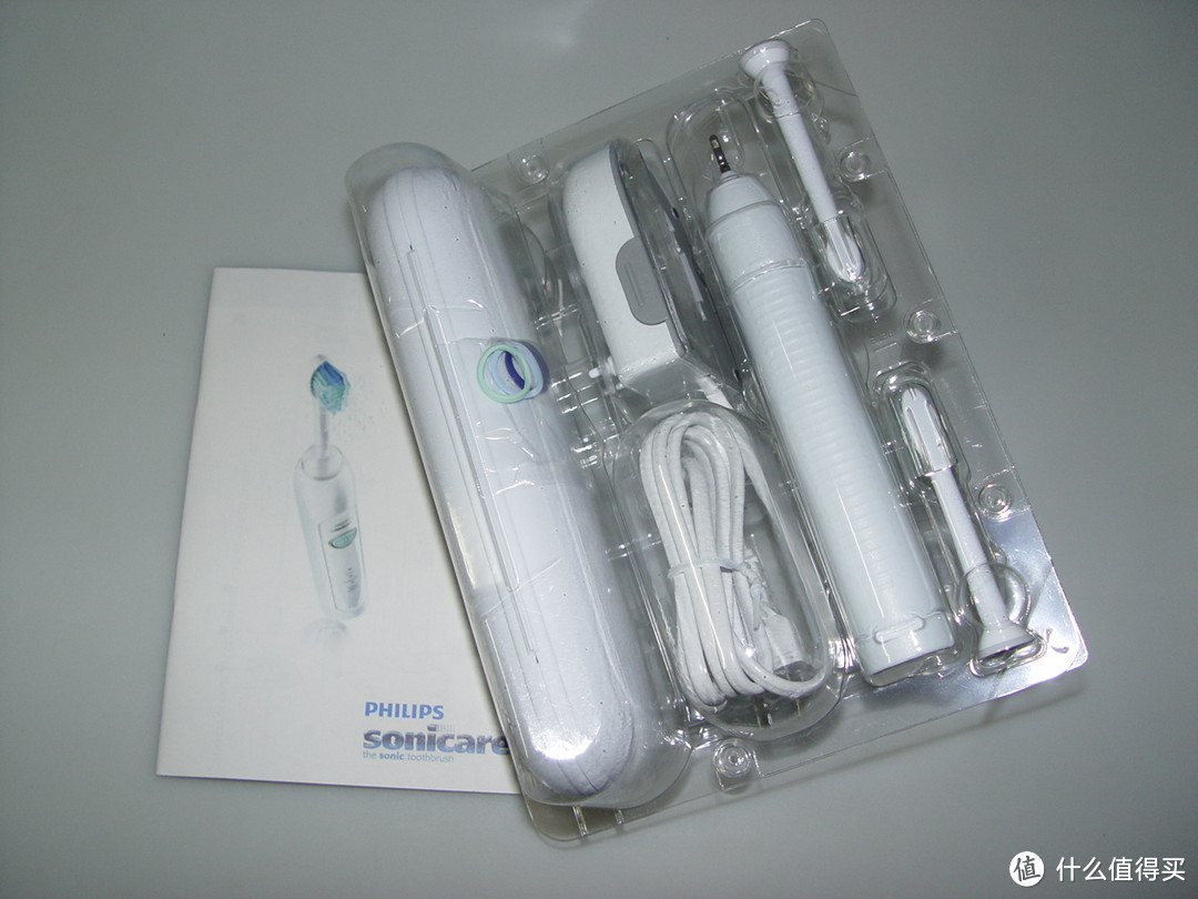PHILIPS 飞利浦 Sonicare HX6732/02 声波电动牙刷 和 HX6160紫外线消毒器