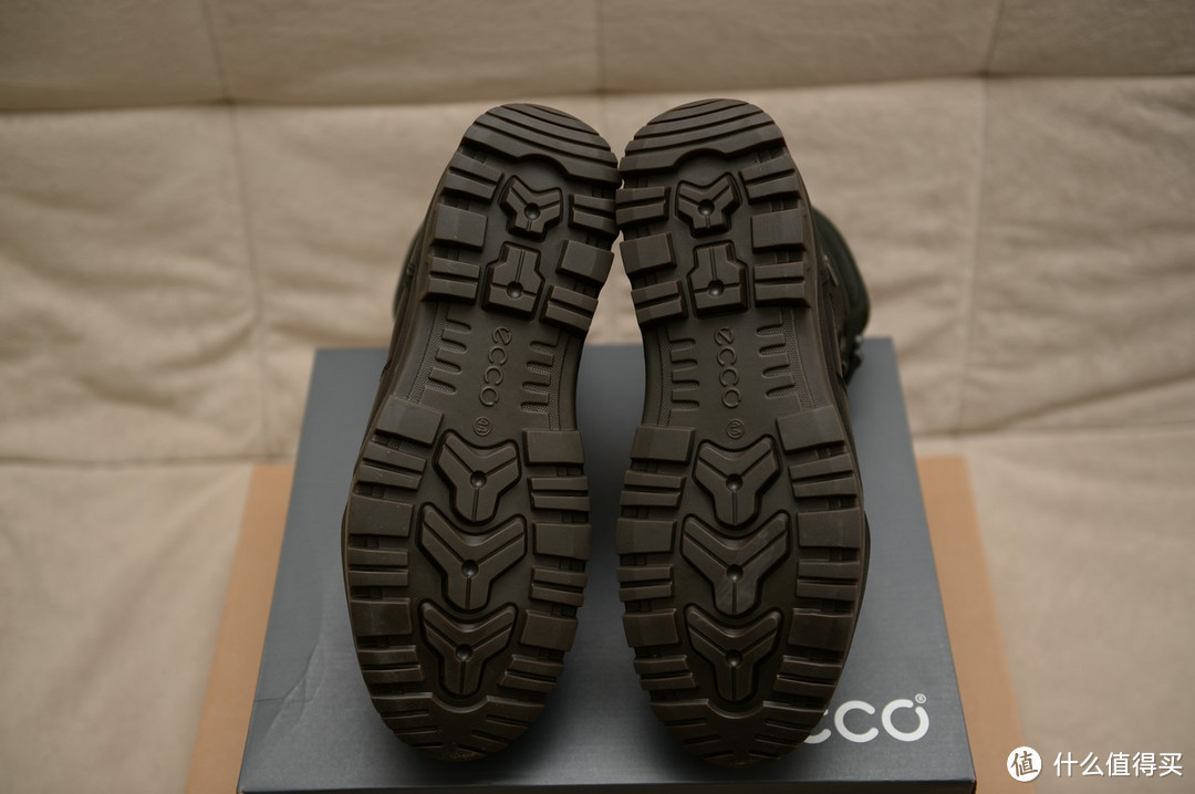 ECCO 爱步 Track 6 GTX Plain Toe Boot 男款中帮户外靴，以及它的户外鞋小伙伴儿们