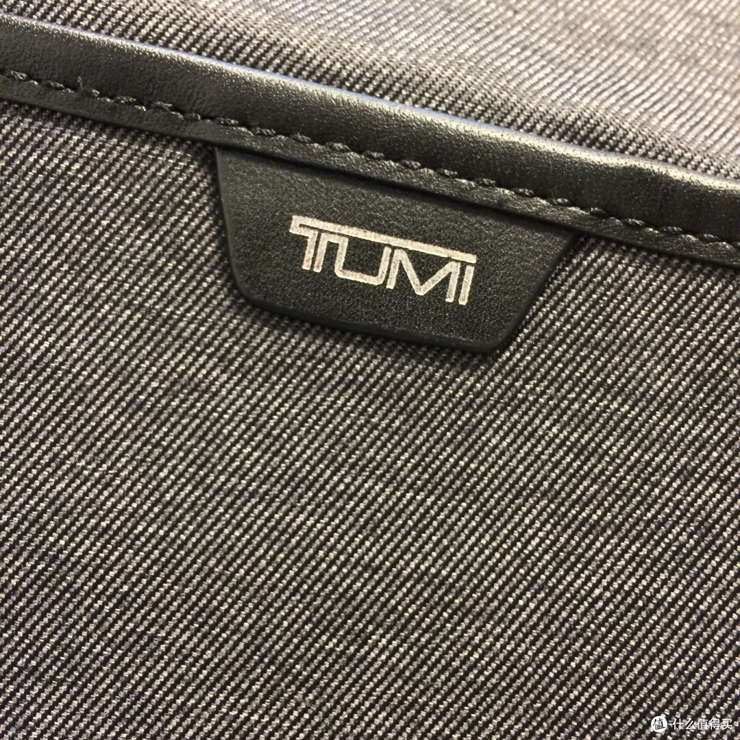 #2014情人节特辑#给越来越好的你:Tumi Luggage T-tech Forge Pueblo Top Zip Flap 男士单肩包
