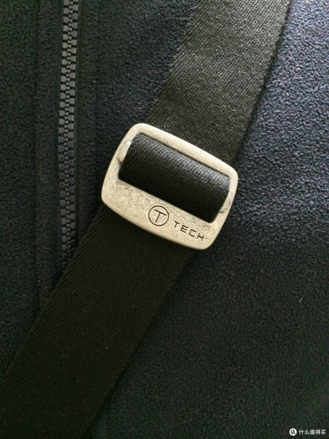 #2014情人节特辑#给越来越好的你:Tumi Luggage T-tech Forge Pueblo Top Zip Flap 男士单肩包