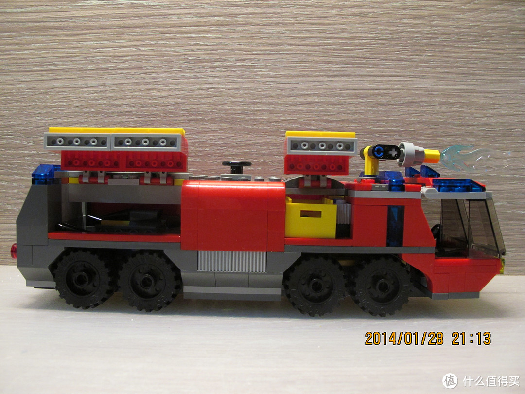 LEGO 乐高 L60061 机场消防车
