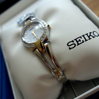 点缀她的手腕：Seiko 精工 SUP052 女款光动能腕表