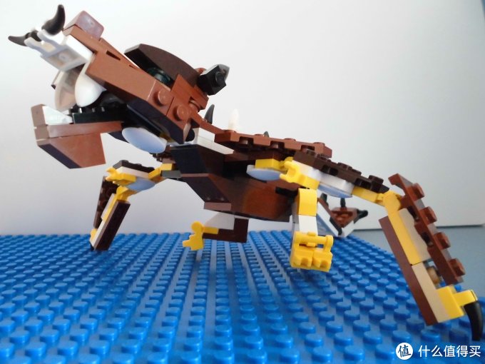 lego 乐高 创意百变组 百变猎鹰 31004 的另类set