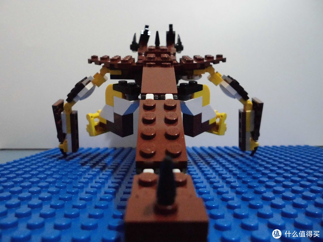 LEGO 乐高 创意百变组 百变猎鹰 31004 的另类set