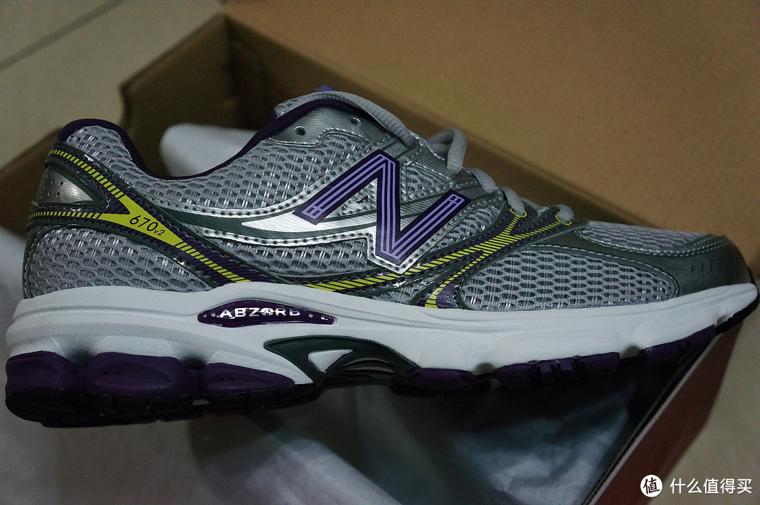 new balance 新百伦 M860 男款慢跑鞋、670 女款跑步鞋