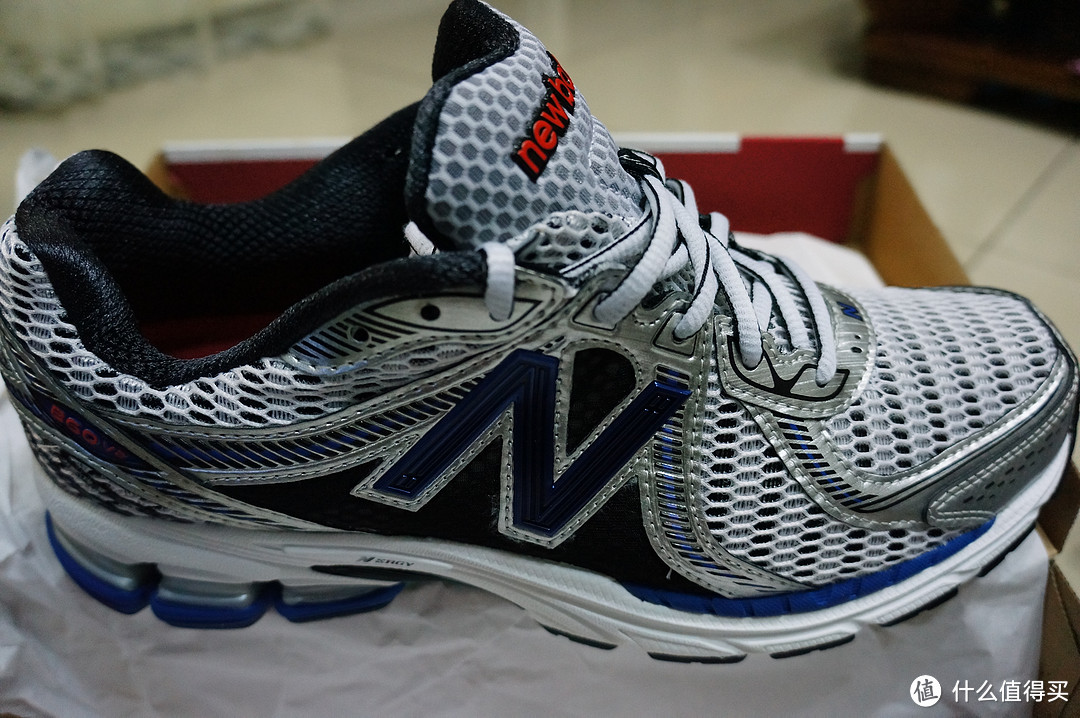 new balance 新百伦 M860 男款慢跑鞋、670 女款跑步鞋