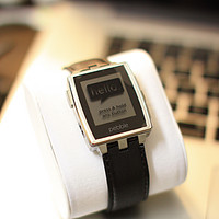 金属质感——Pebble Steel 智能手表