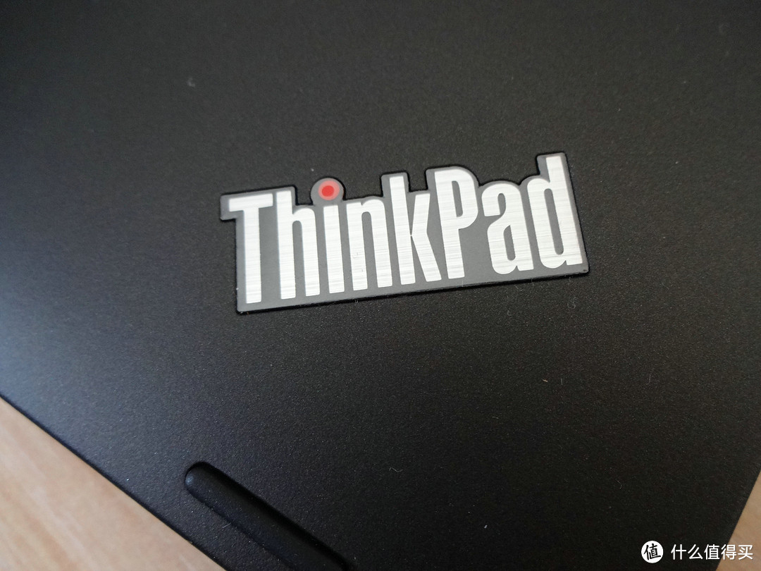 再一个ThinkPad标，呼吸灯