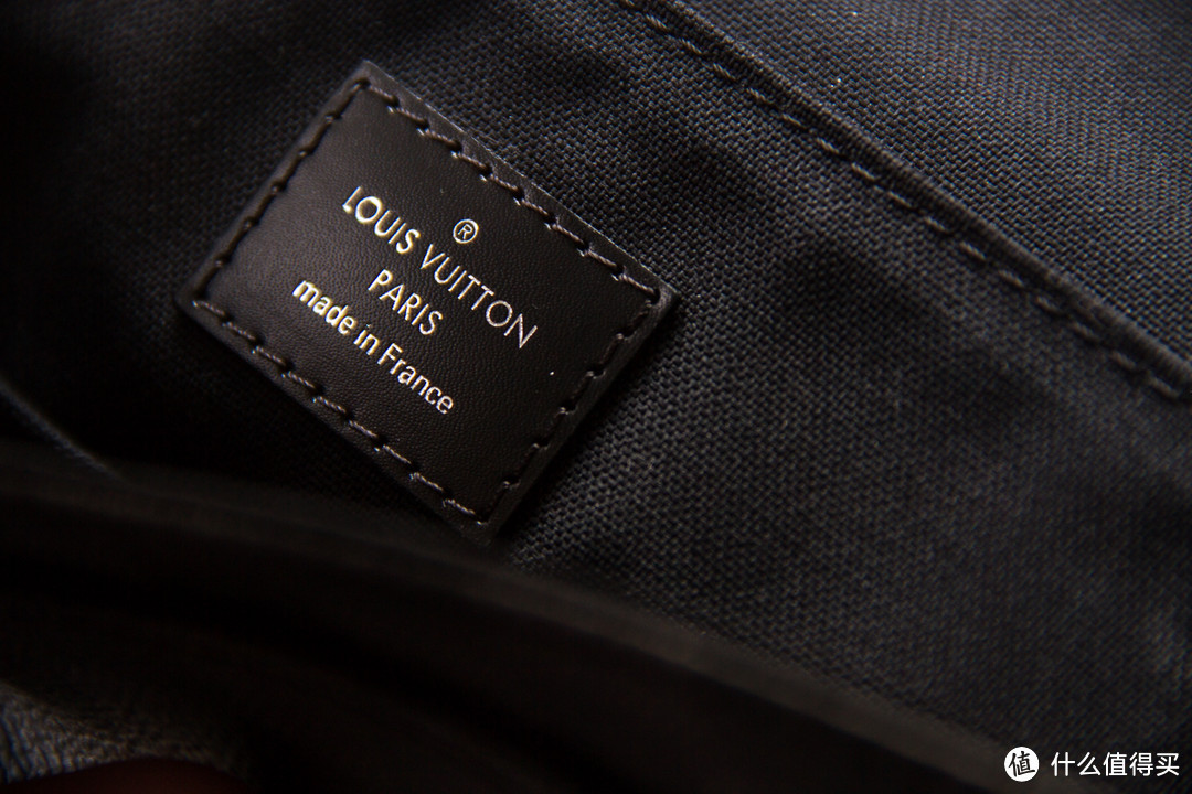 英国归来，给自己的新年礼物：Louis Vuitton DISTRICT 男款单肩包 N41260 + BOTTEGA VENETA BV 宝缇嘉 编织长款钱包