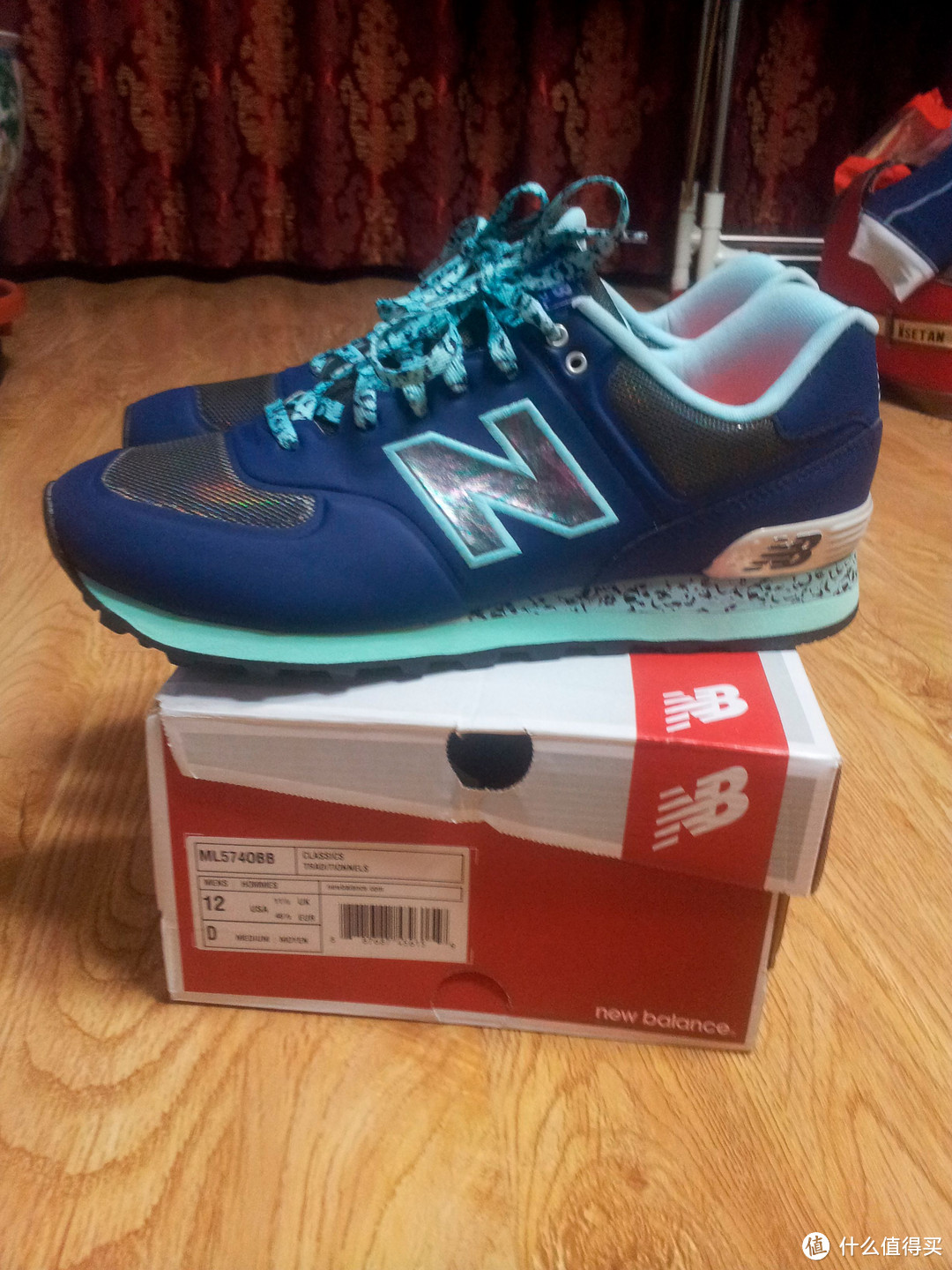 New Balance 新百伦 574 Atmosphere 夜光限定版 男款 慢跑鞋，顺便晒晒给媳妇买的UGG Kaysa 女靴