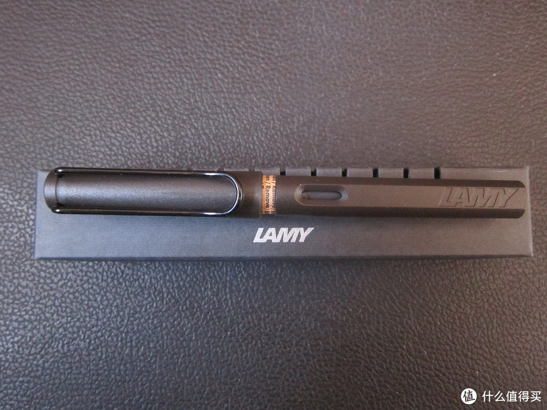 很多年未曾拿起过的钢笔：Lamy 凌美 Safari 钢笔