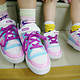 送给大情人与小情人的礼物：adidas 阿迪达斯 Originals 三叶草 Forum Lo 运动鞋 + Bearpaw Kids Cheri 雪地靴