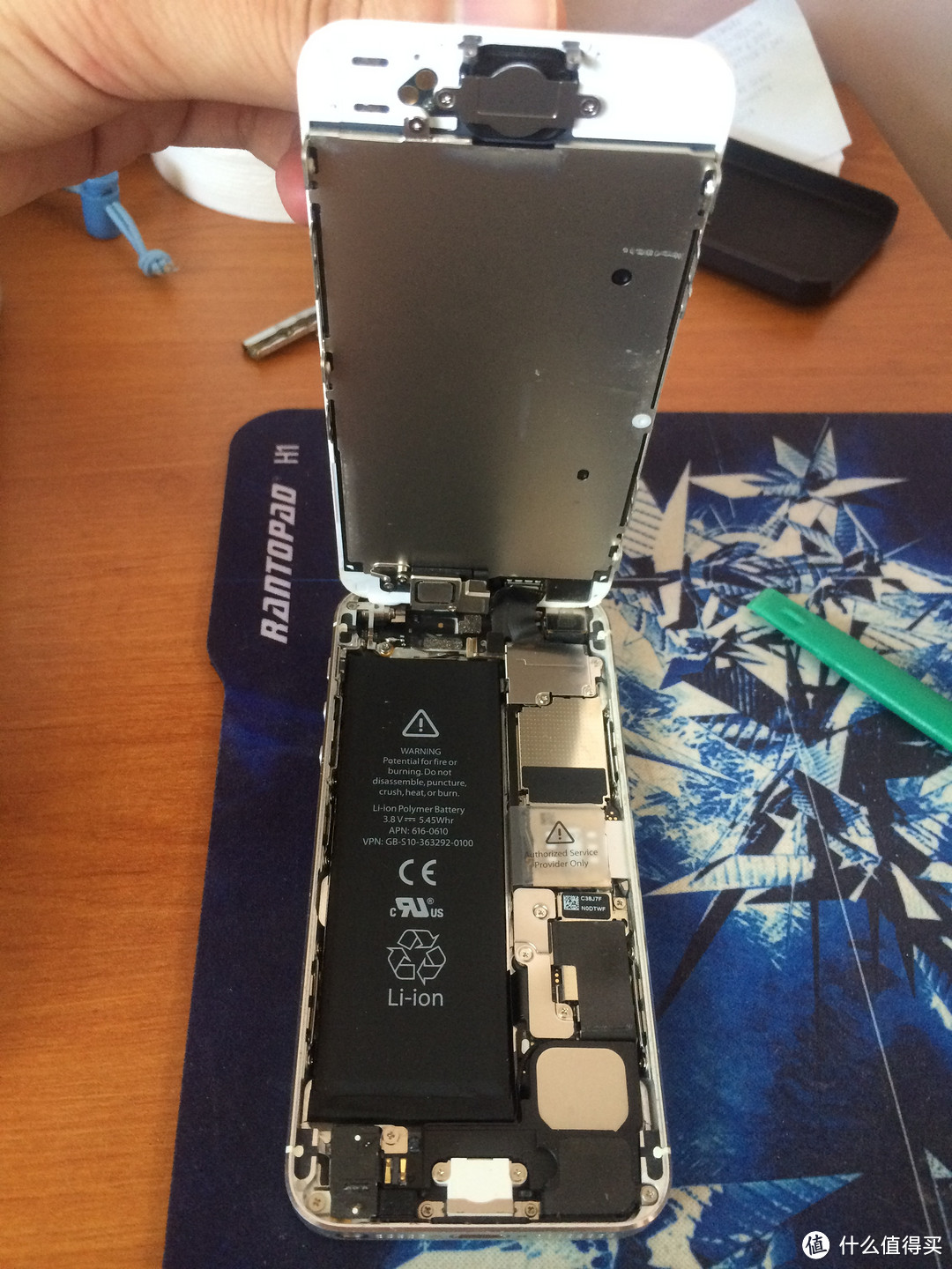 自己动手 丰衣足食：iFixit iPhone 5 替换电池套装