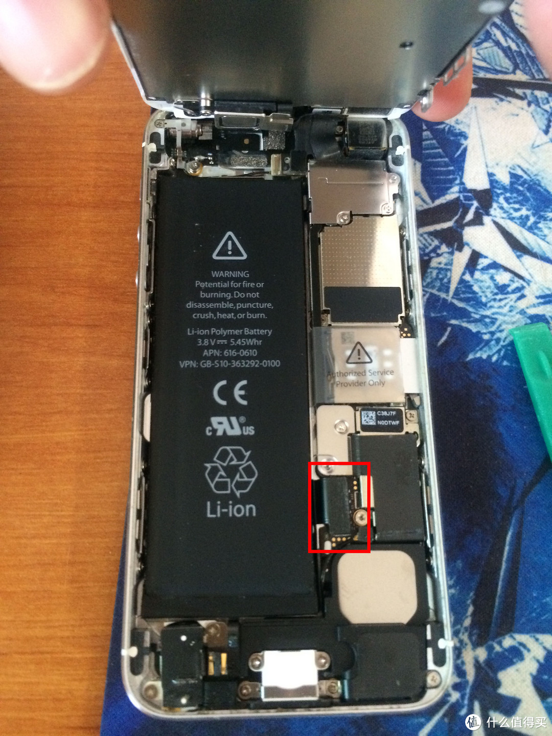 自己动手 丰衣足食：iFixit iPhone 5 替换电池套装