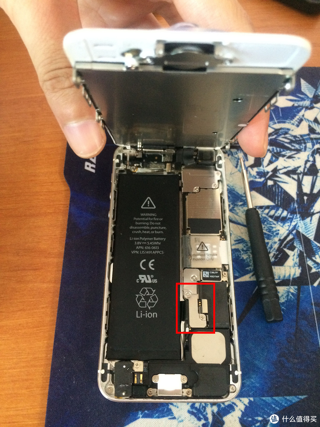 自己动手 丰衣足食：iFixit iPhone 5 替换电池套装