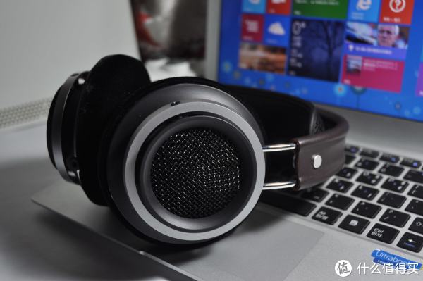 晒物广场:每日好晒单 Philips X1、Gunner定制版近视镜、虚拟投影键盘、三叶草亲子鞋、环境监测仪
