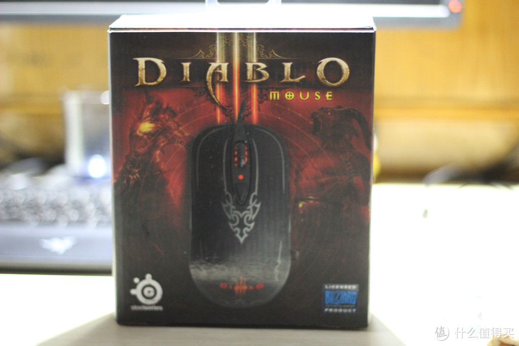 三只老鼠：Logitech 罗技 G700s 无线游戏鼠标 + SteelSeries 赛睿 Diablo III 暗黑3 游戏鼠标、WOW 魔兽世界 游戏鼠标