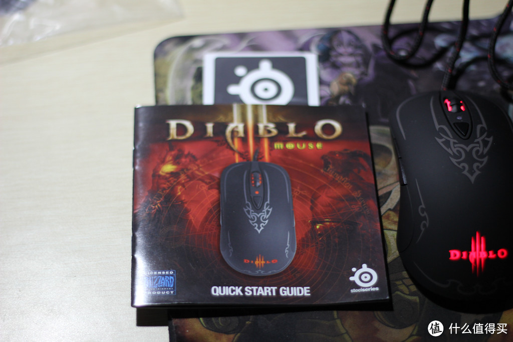 三只老鼠：Logitech 罗技 G700s 无线游戏鼠标 + SteelSeries 赛睿 Diablo III 暗黑3 游戏鼠标、WOW 魔兽世界 游戏鼠标