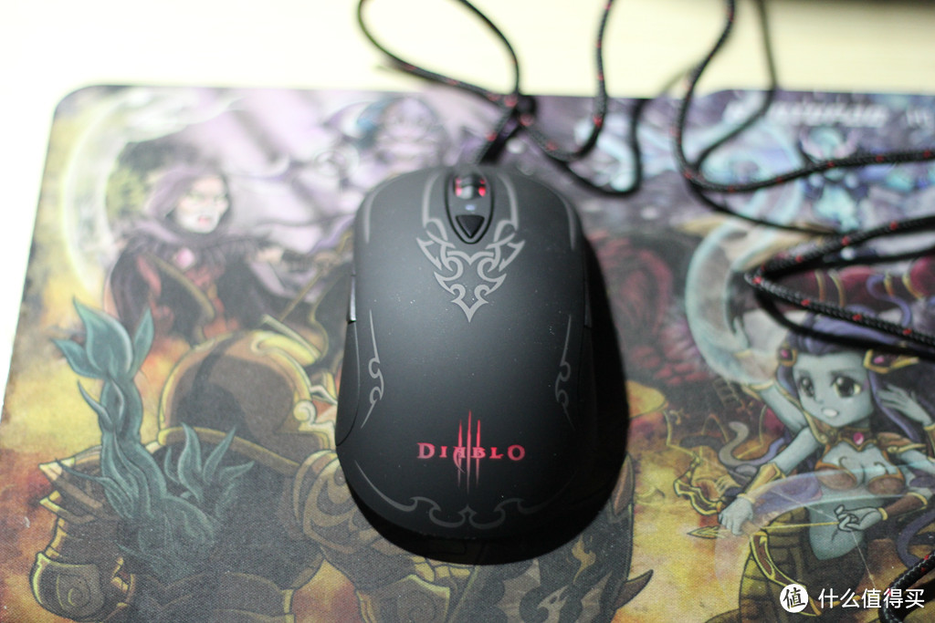 三只老鼠：Logitech 罗技 G700s 无线游戏鼠标 + SteelSeries 赛睿 Diablo III 暗黑3 游戏鼠标、WOW 魔兽世界 游戏鼠标