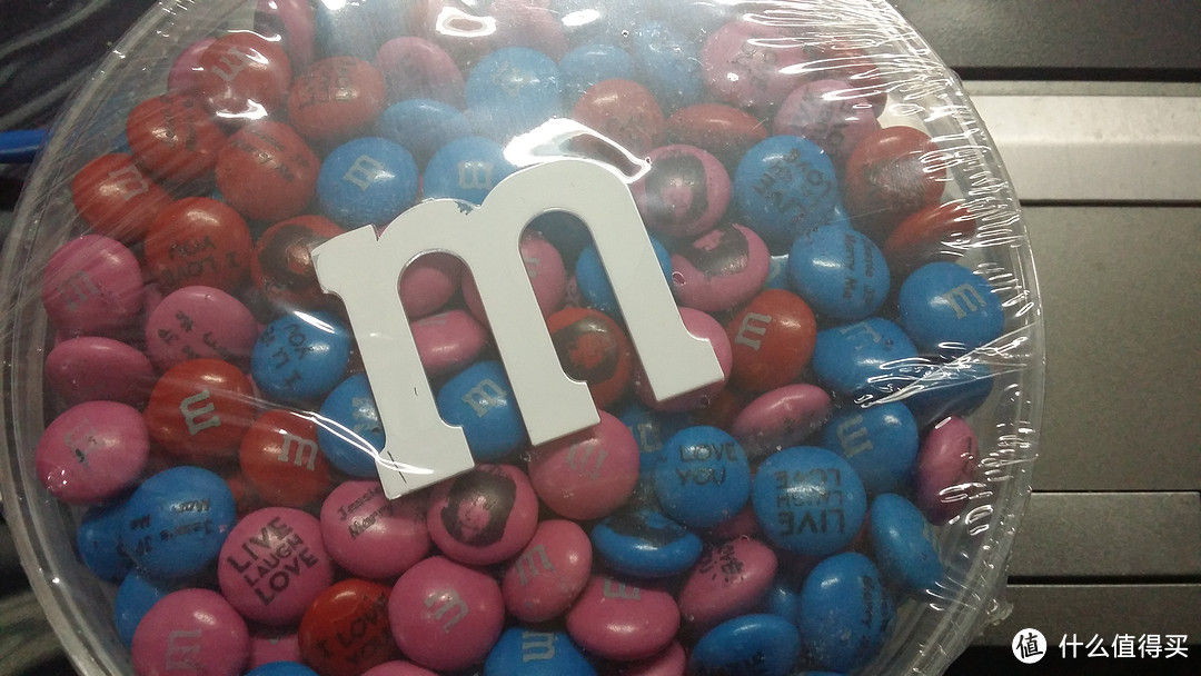 送给LD及宝贝儿子的 定制版M&M's巧克力豆