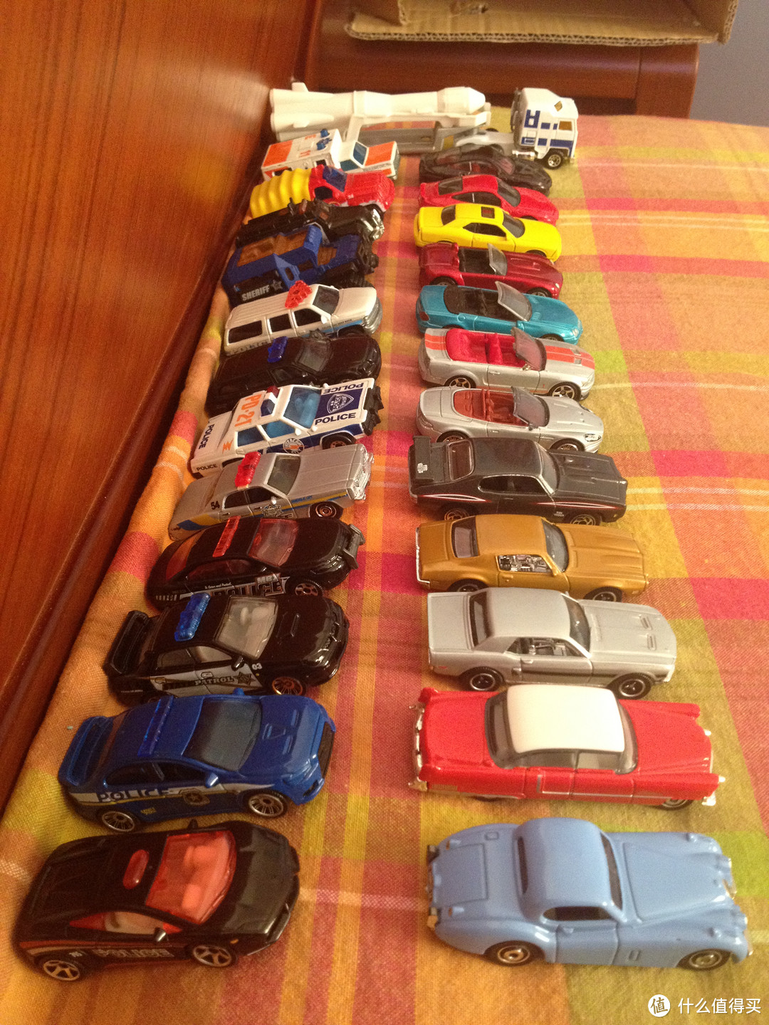 此车模非彼车模——晒威利FX宾利欧陆GT & 多品牌、尺寸、形态车模（玩具）一瞥