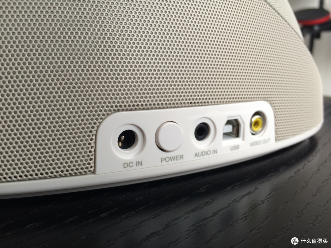 神券是个好东西:jbl on beat 音乐底座   蓝牙接口