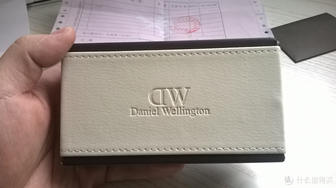 迟到的情人节礼物：Daniel Wellington DW CLASSY CARDIFF 复古腕表