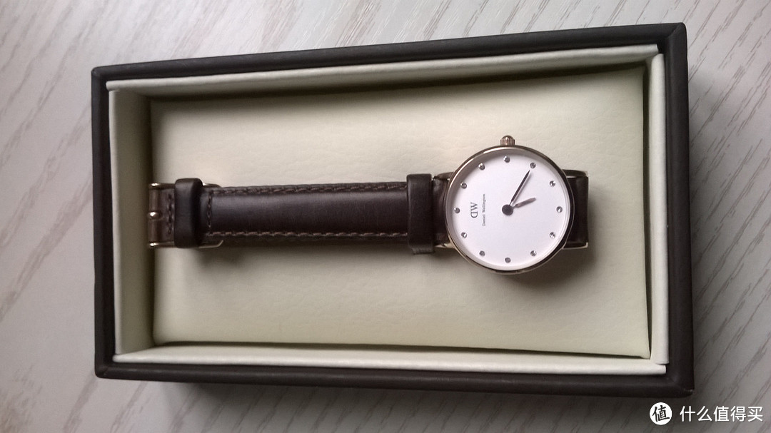 迟到的情人节礼物：Daniel Wellington DW CLASSY CARDIFF 复古腕表