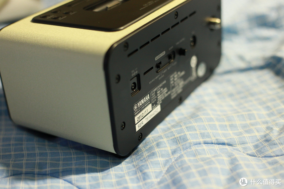 床头小闹钟:YAMAHA 雅马哈 TSX-70 苹果接口 桌面基座音响