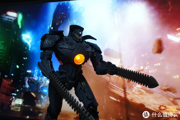 NECA 18寸 Pacific Rim 环太平洋 危险流浪者（Gipsy Danger）