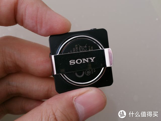 时尚炫彩小方块：SONY 索尼 SBH20 立体声蓝牙音乐耳机 简包