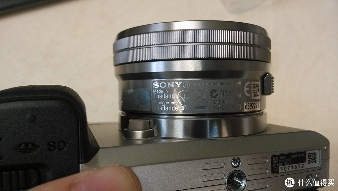 SONY 索尼 ILCE-6000(α6000) 微单相机 开箱