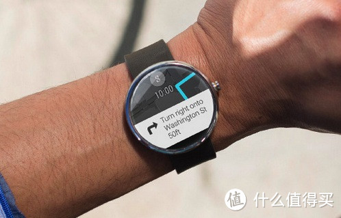 首款Android Wear设备Moto 360手表，预计2014年夏季上市