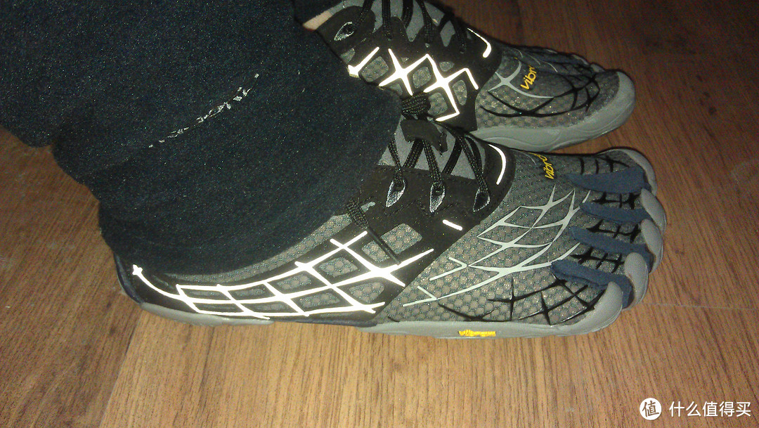 晒晒让我长草的 Vibram FiveFingers SeeYa LS 五趾鞋